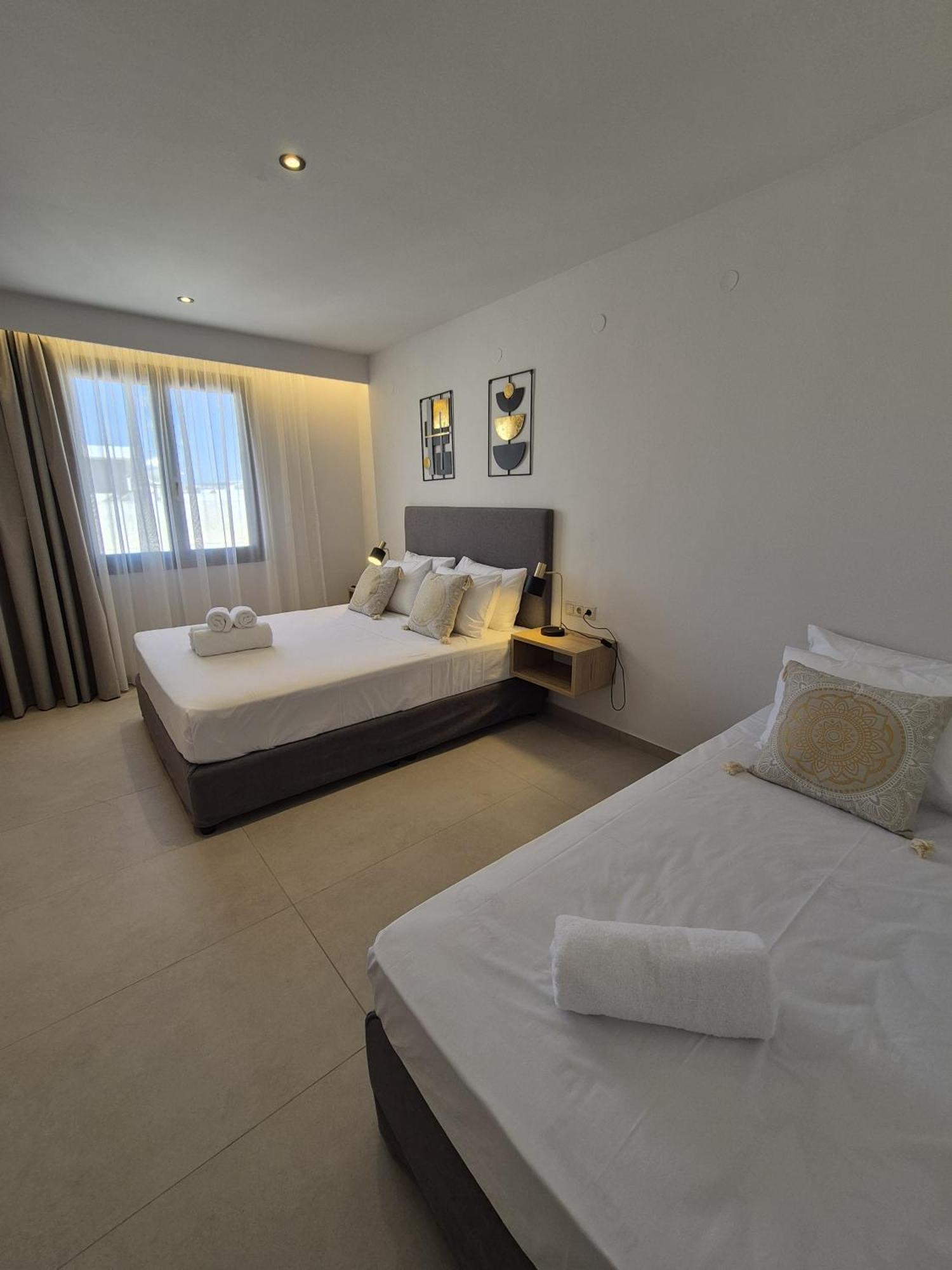 Soho Blue City Hotel Hersonissos  Exterior photo